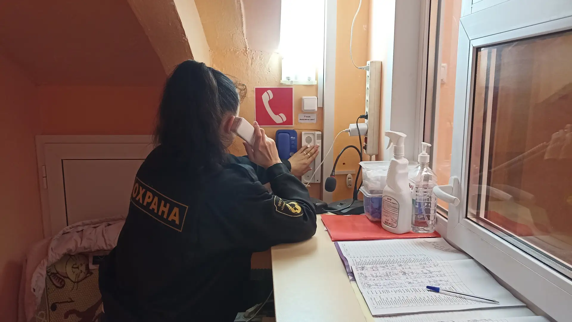 Воспитанники детского сада познакомились с условиями безопасности на территории ДОУ, осмотрели терри