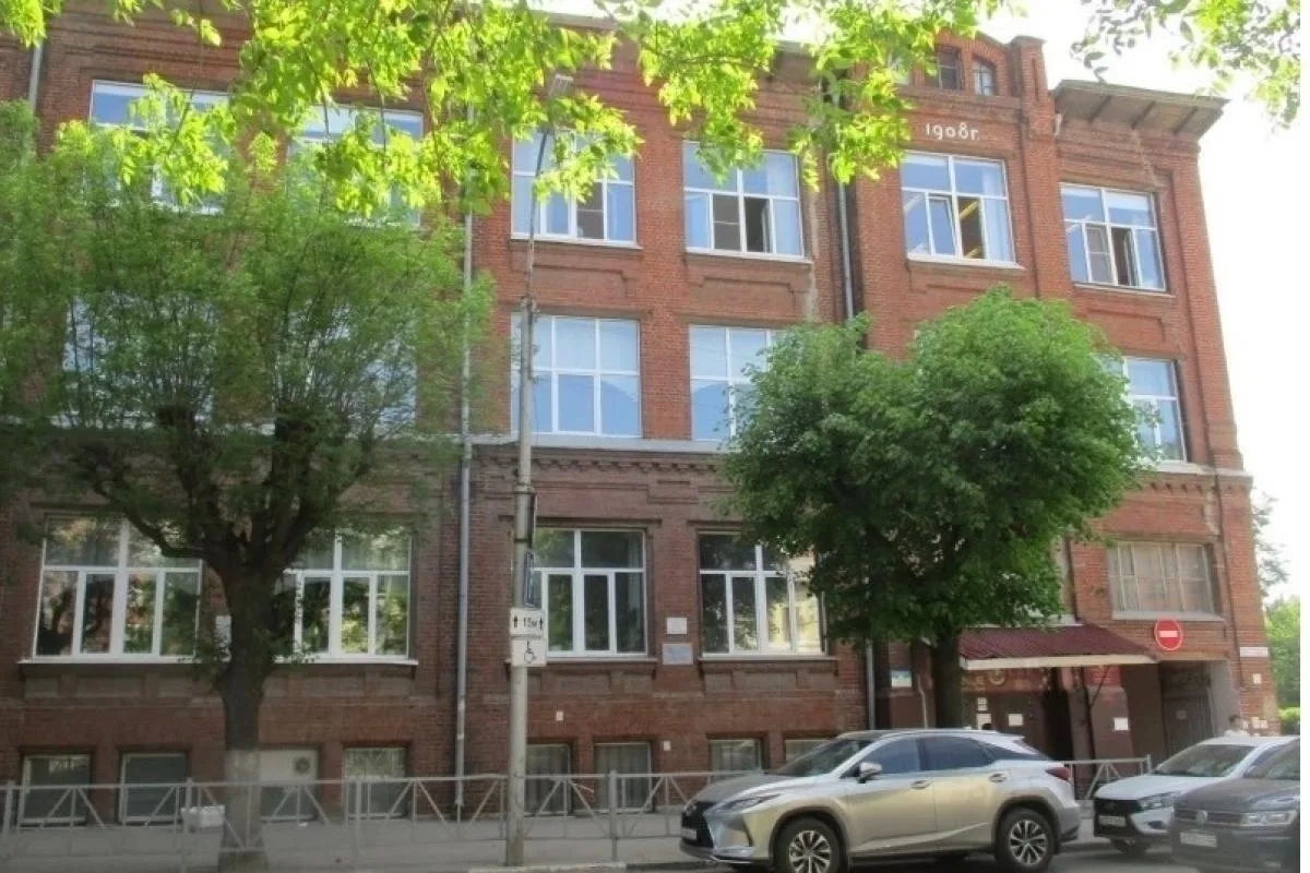 🏚 В рязанской школе №1 (объект культурного наследия) на противоаварийные работы выделено 167,7 млн 