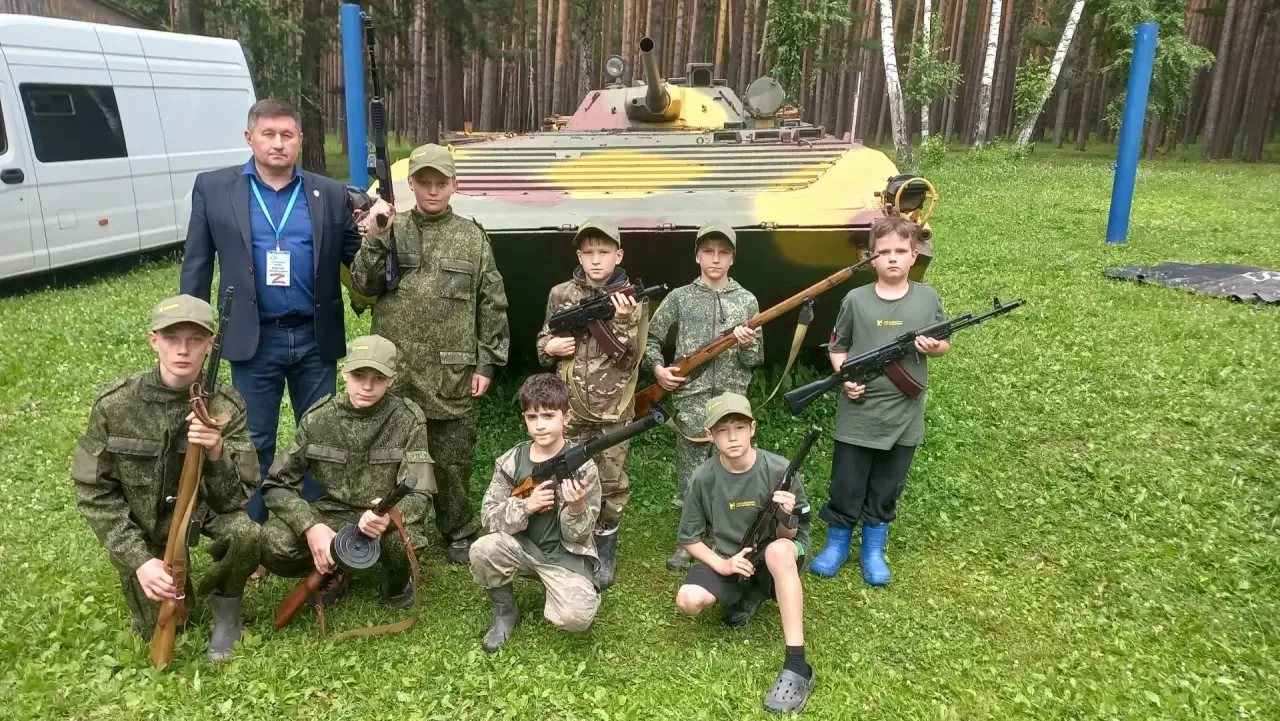 💥 Сегодня сотрудники Музея ВДВ «Крылатая гвардия» побывали в детском оздоровительном л...