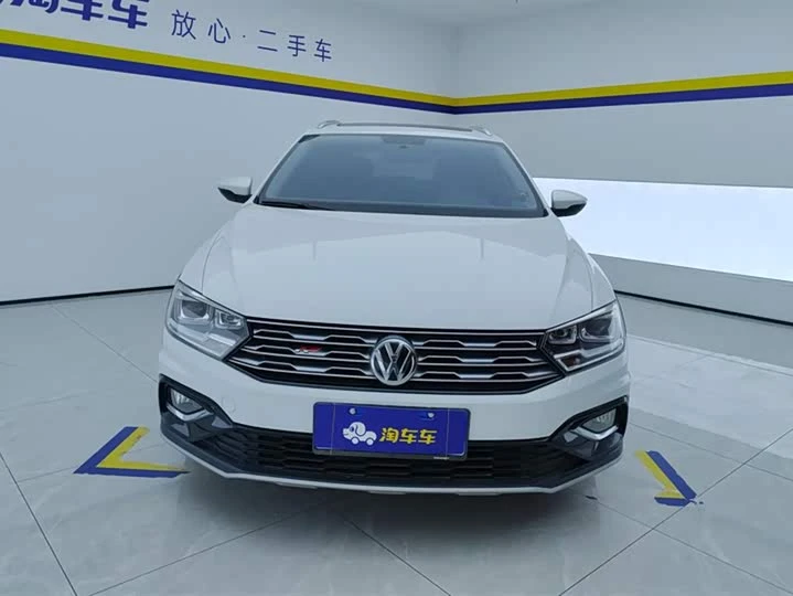 В продаже Volkswagen C-Trek 1.5 AT, 2021

Volkswagen C-Trek - Данный автомобиль сочетает два самых н