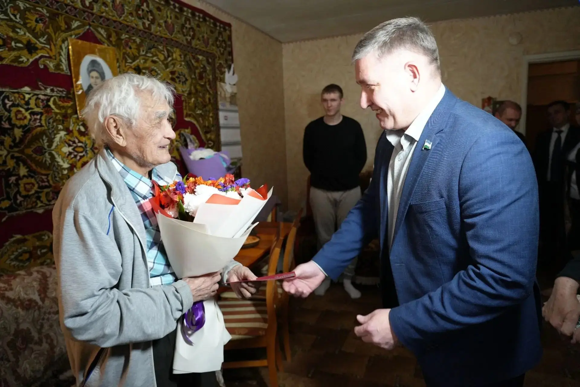Сегодня Таис Губаевич Колышев  отмечает 101‑й день рождения! 🎂⁣