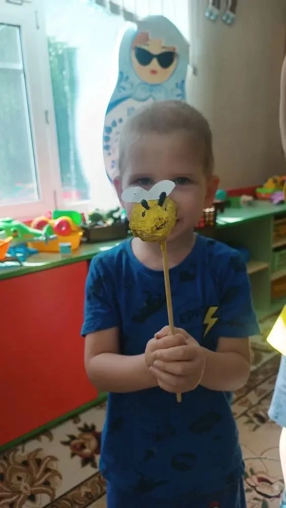 🐝 Всемирный день пчёл в 9 группе Корпуса 4  Буквально недавно отмечается Всемирный день пчёл. В 9 гр