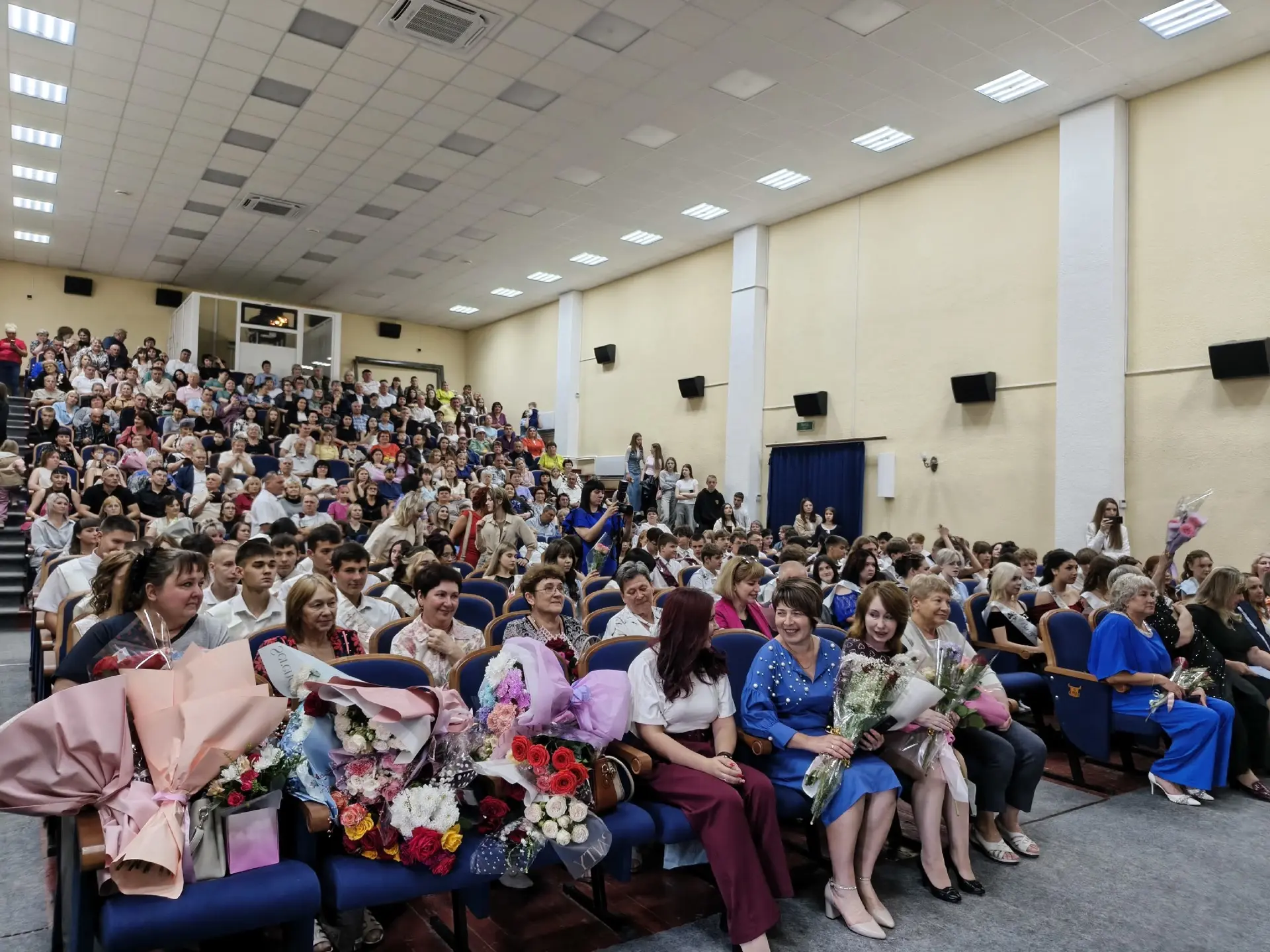 26.06.26 -Выпускной вечер в 9 -х классах!!! 

Выпускной вечер — незабываемое событие в жизни каждого