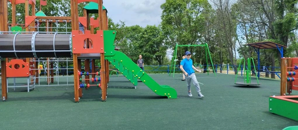 Смех и юмор -  многогранные явления, которые играют важную роль в жизни человека и общества. В День 