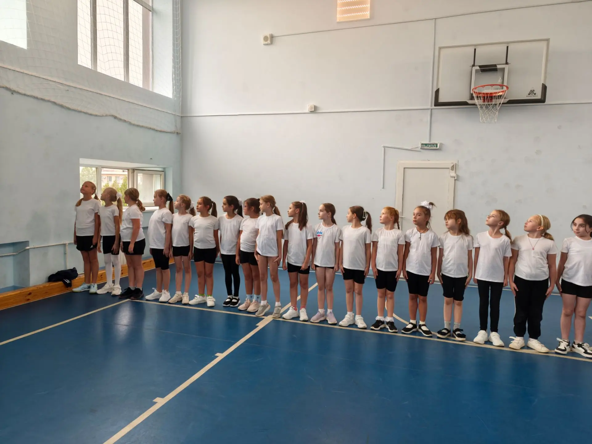 🏀Урок ФЗК в 3 "Г" классе 🤸‍♀️