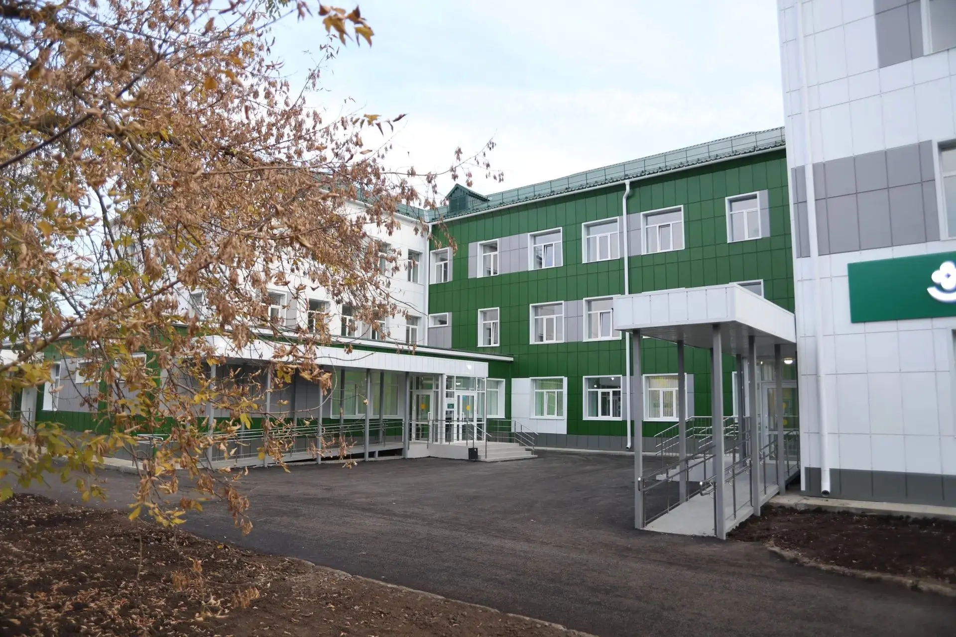 В Первоуральске после капитального ремонта открылось поликлиническое отделение городско...