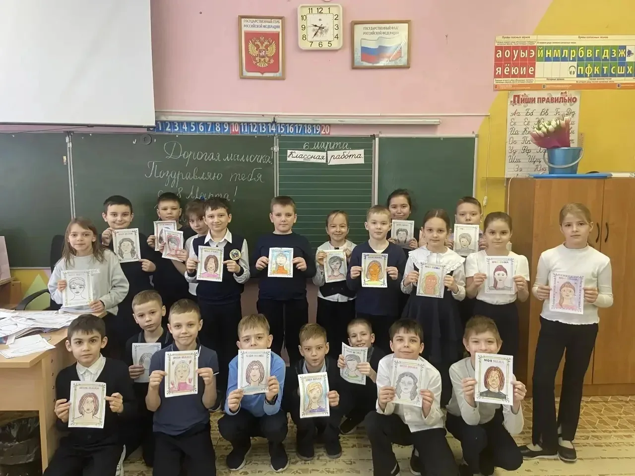 🇷🇺Всероссийская Акция 💐 "Букет для любимых"  🌸В преддверии Международного женского дня ребята 1-4 кл