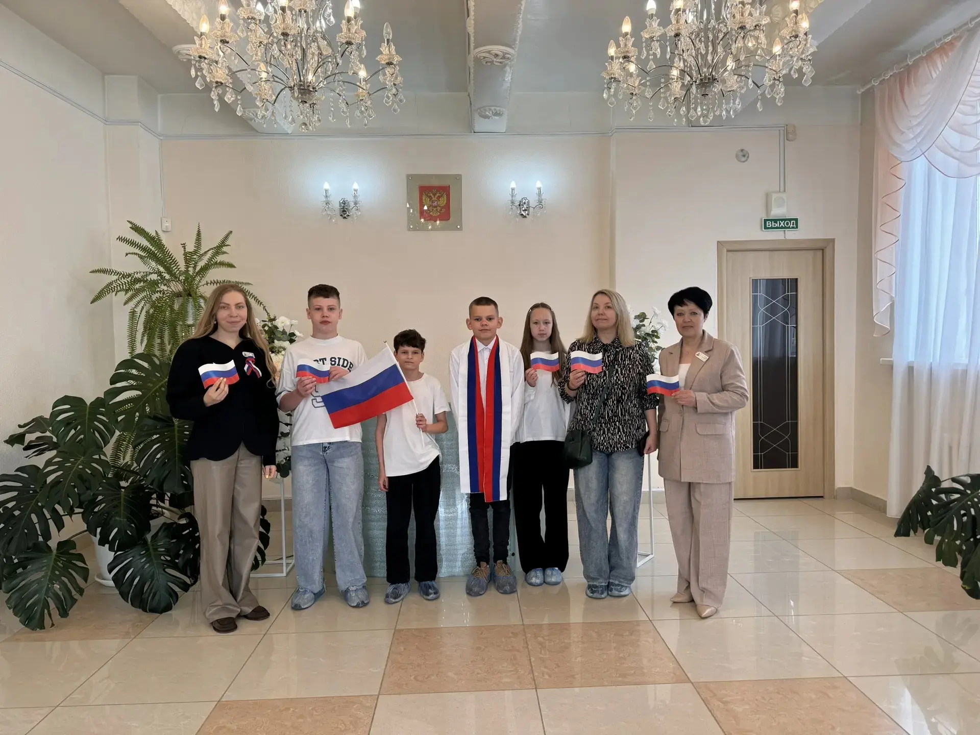 Калейдоскоп мероприятий в главный государственный праздник🇷🇺

💫В преддверии Дня России в отделах 