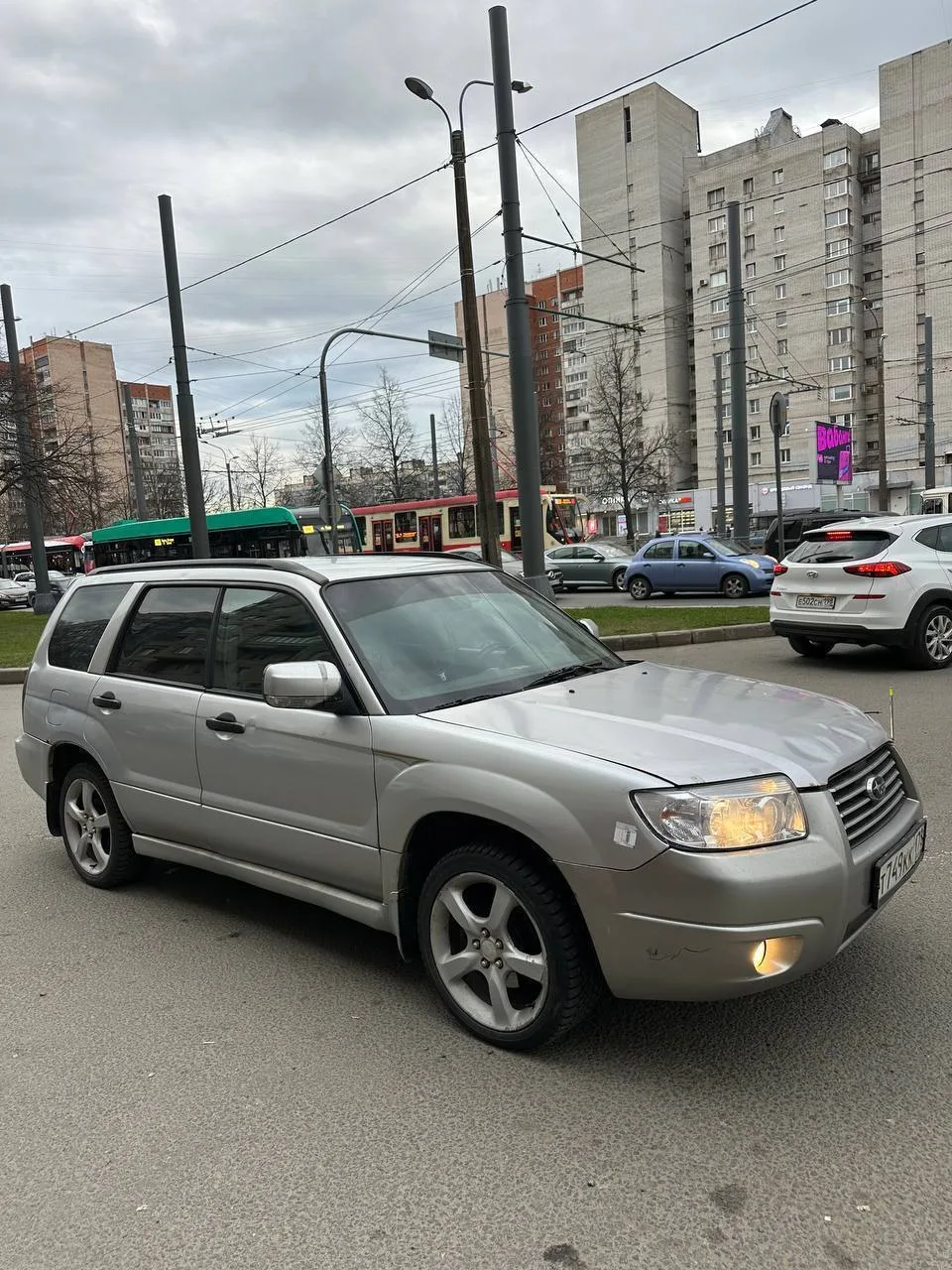Subaru Forester Рест.
2.0 АКПП 2007 год 

Идеальная техничка
Кузов без дыр, не гнилой 
Стаканы, дно 
