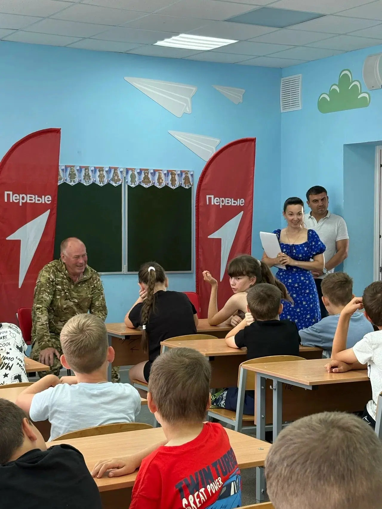 👍КЛАССНАЯ ВСТРЕЧА С ГЕРОЕМ | Орлята России🦅
 
📅23 июня в лагере "Веселые каникулы" у Орлят России
