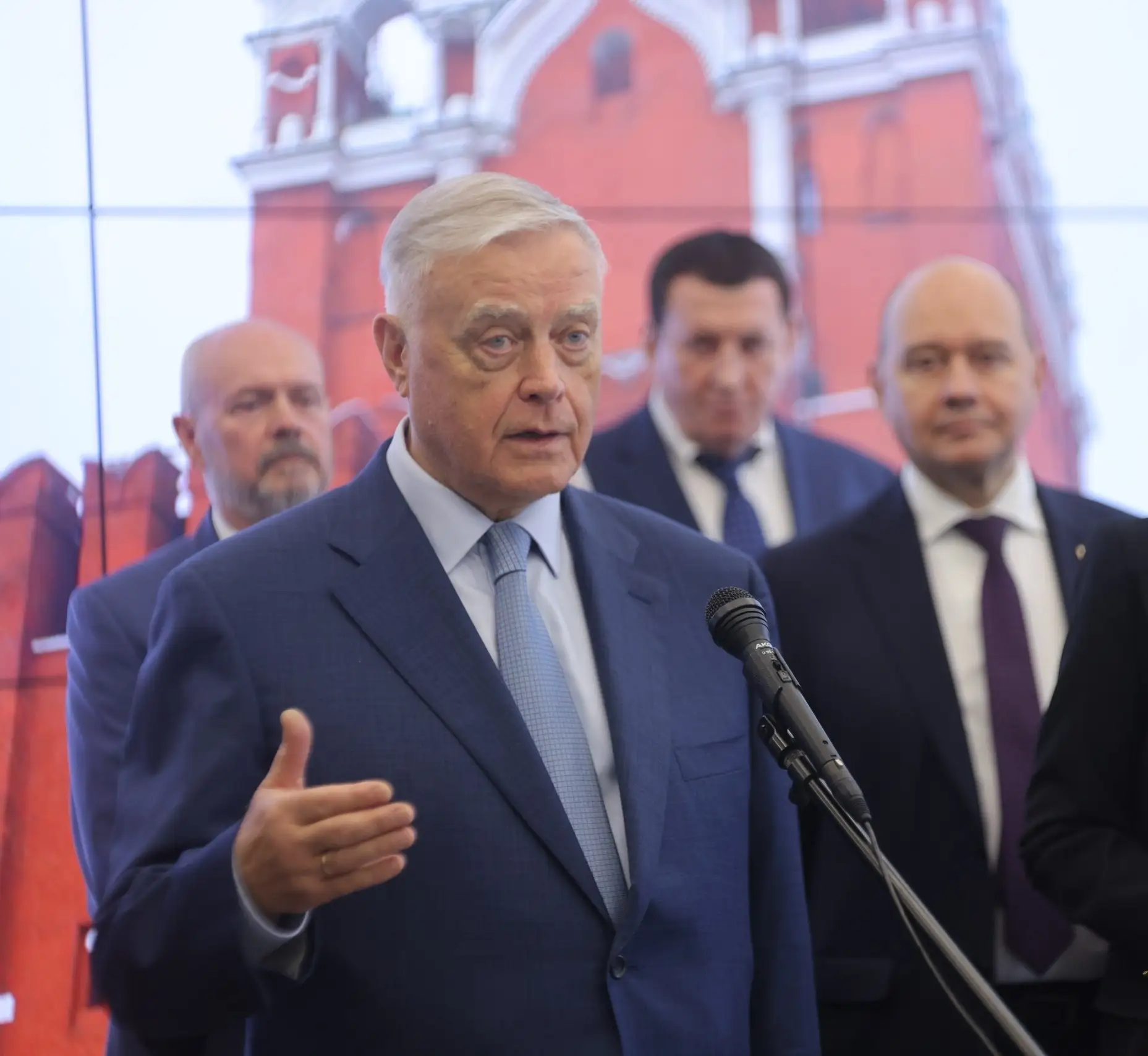 Открыли в Государственной Думе подготовленную нашим Комитетом выставку о возвращении надвратных икон