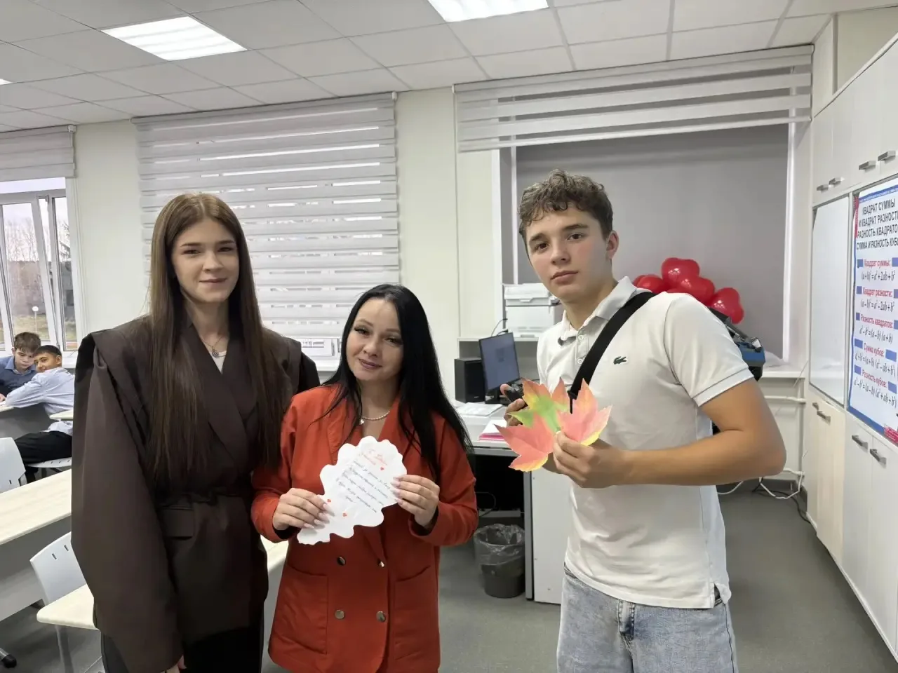 ✍️ Учащиеся Малосалаирской школы приняли участие во Всероссийской акции «Букет добрых с...