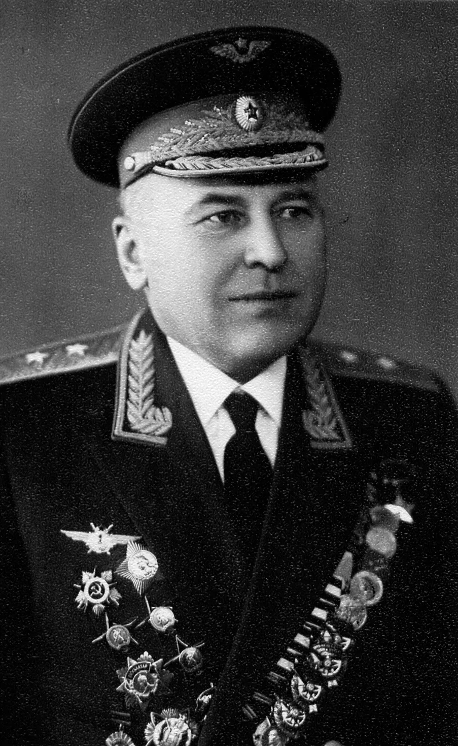 Они ковали нашу Победу: Герои Советского Союза — мариупольцы  1. Пироженко Степан Матвеевич   2. Сми