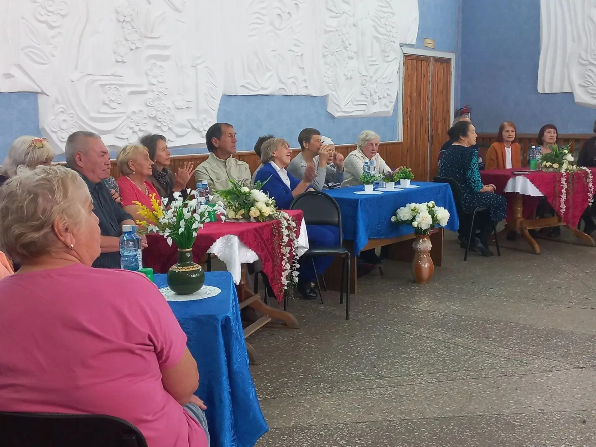 В рамках комплексной региональной социальной программы «Кузбасское долголетие» сотрудни...