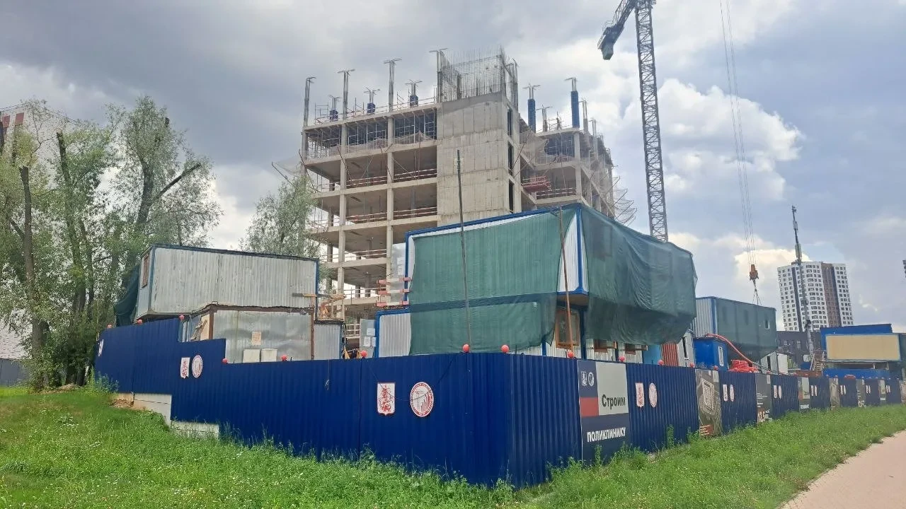 🏥 В городе Московский строят поликлинику на 750 посещений с опережением графика

На улице Никитина 