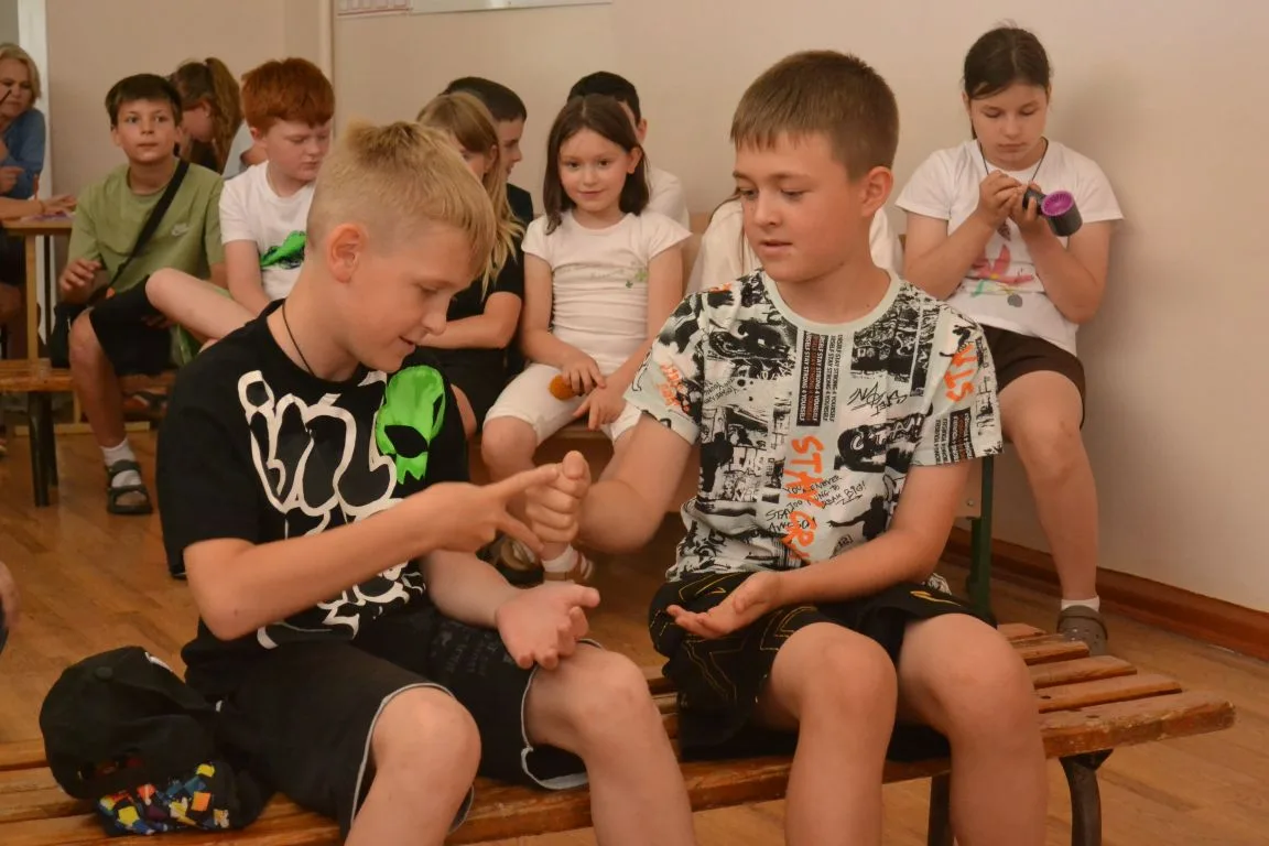 Первое испытание от Соловья-разбойника и Пельки пройдено!

🧩Недавно в лагере «Солнечный город» сост