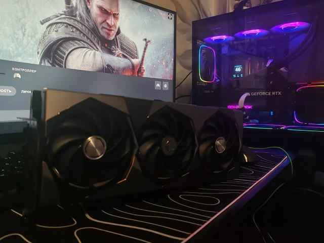 Собрал дочери пк в подарок:

ЦП: R9 9950 X3D2.
СЖО для процессора: DeepCool MYSTIQUE 360 ARGB.
Матер