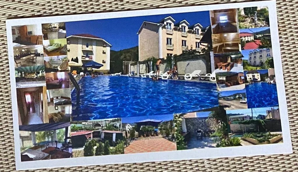 #РЫБАЧЬЕ #АЛУШТА  улица речная дом 50   Сдаю номера в гостевом доме двух и трёх местный номера в ном