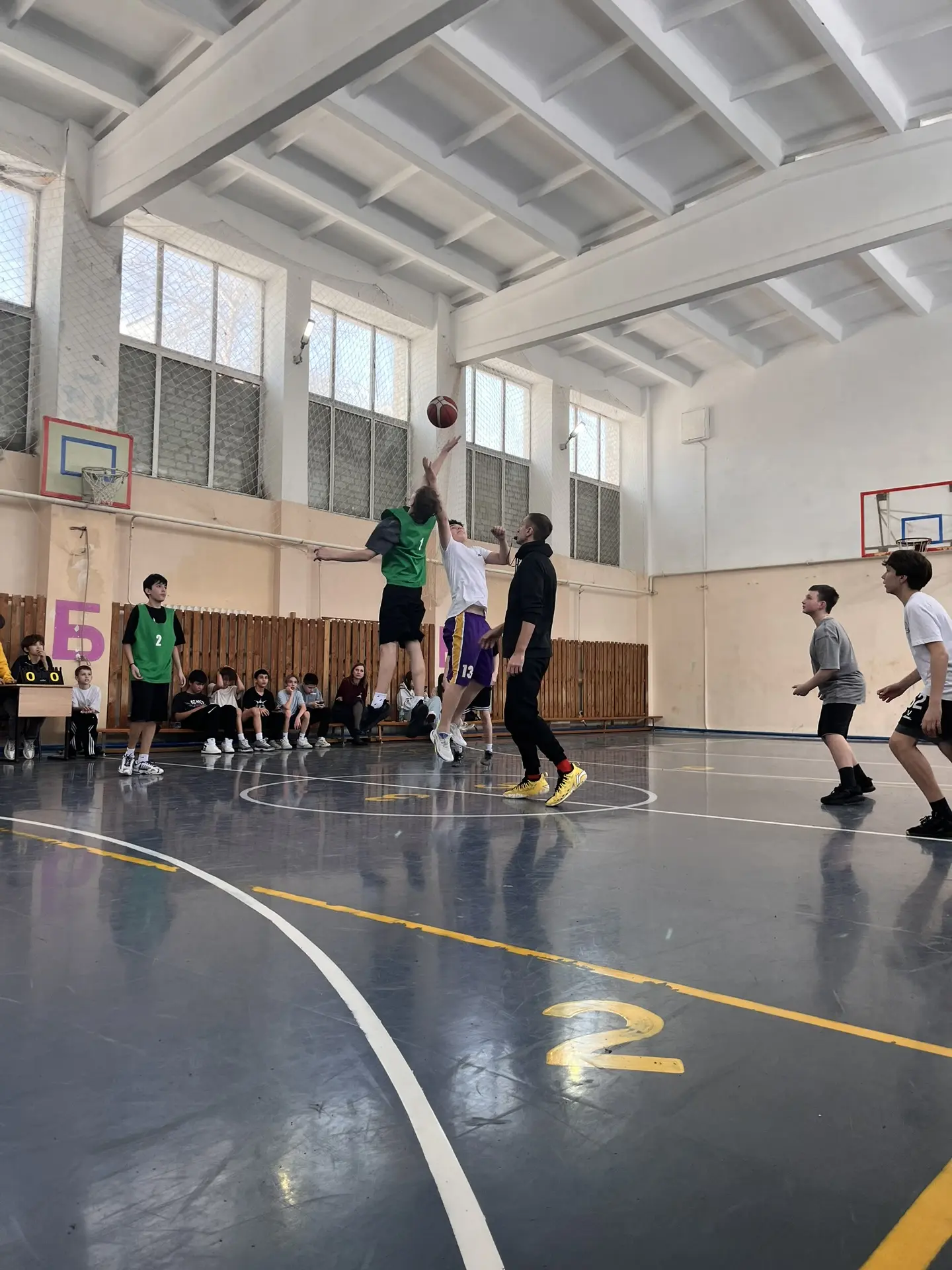 🏀Дорогие друзья!  На этой неделе стартовали школьные соревнования по баскетболу! Обучающимся с 5 по 