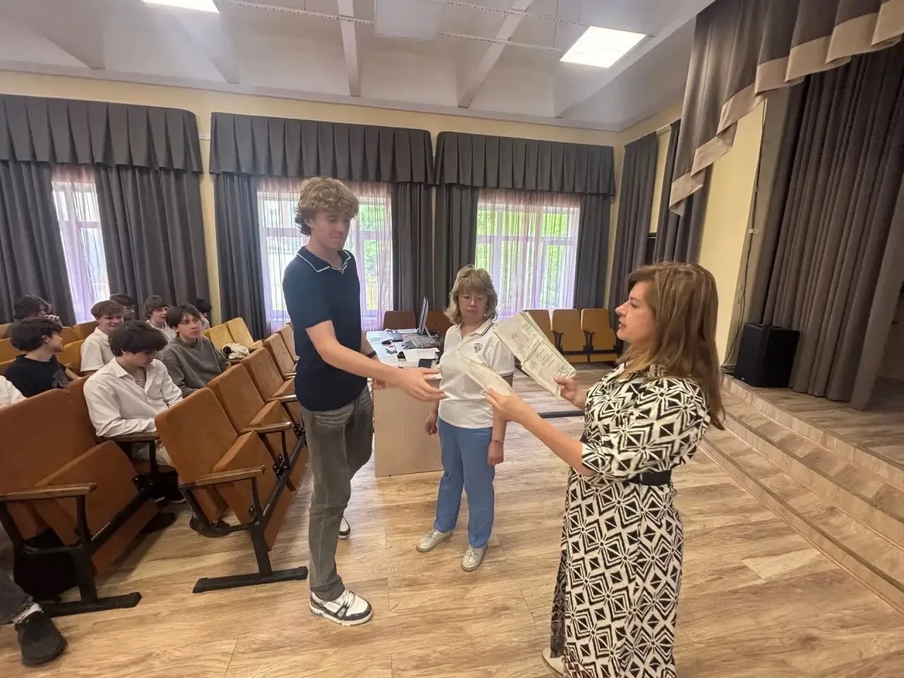 🎓 Закончилось обучение в рамках проекта «Профессиональное обучение без границ».  📚 Обучающиеся ИТ 10