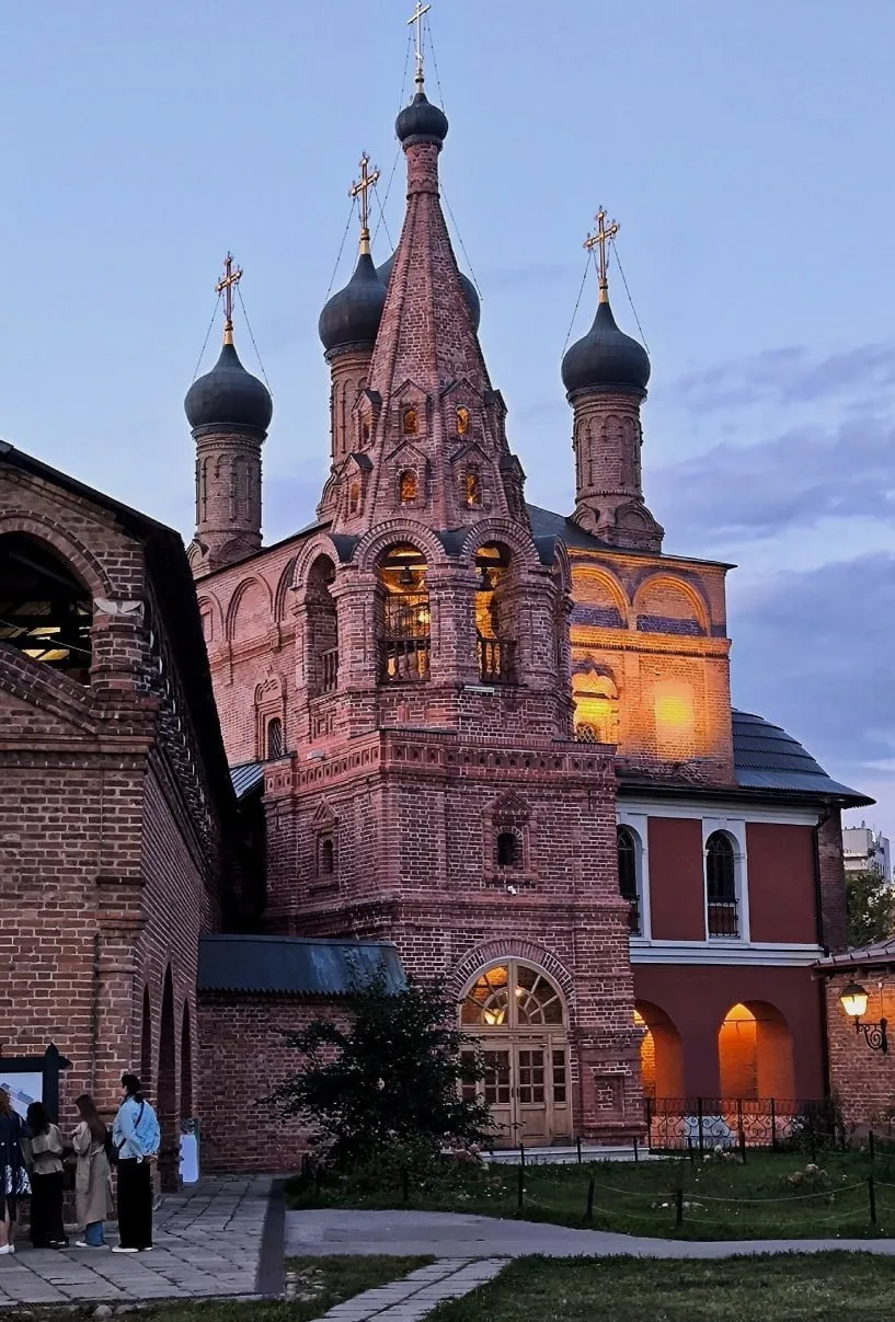 🏛 Крутицкое подворье - уголок Москвы, где будто остановилось время