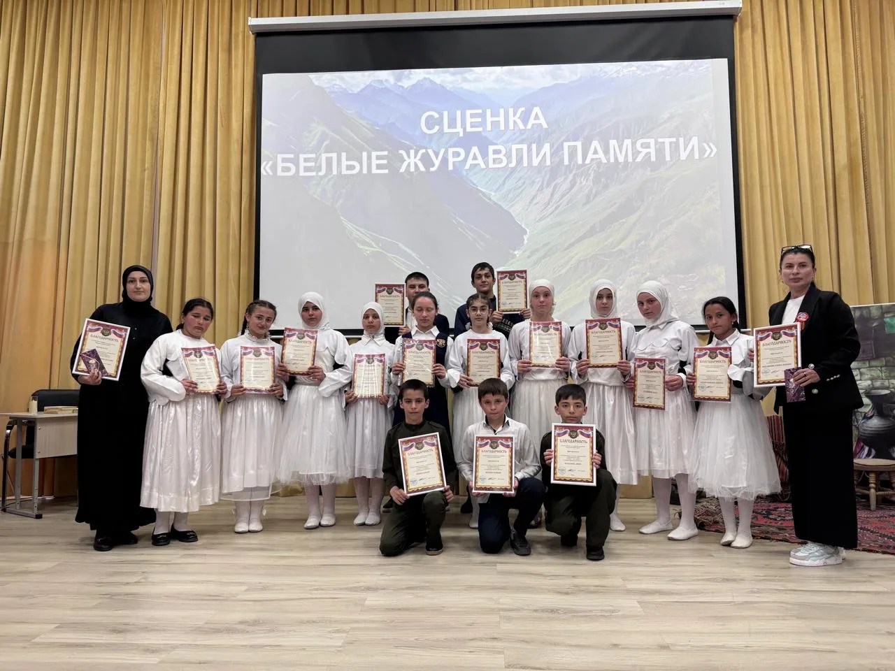 13 мая учащиеся нашей школе выступали на большой сцене 🫶