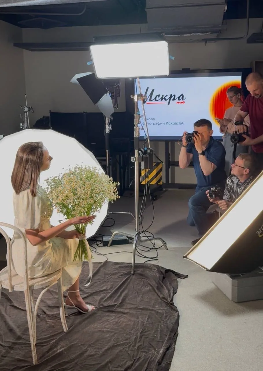 Вот и прошел наш мастер-класс фотошколы Искра по свету 🔥🔥🔥