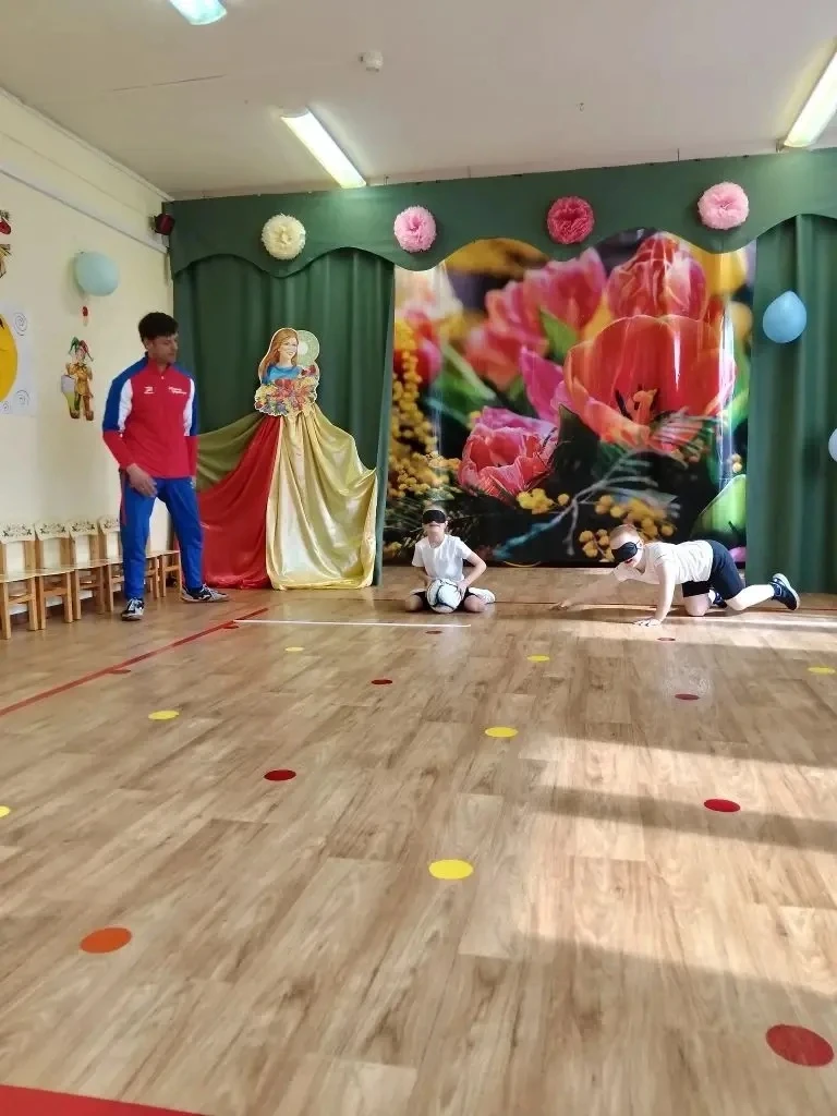 В группе 1 "Рябинка" "ГОРОДОК2" прошло знакомство с новой спортивной командной игрой  "Голбол" для д