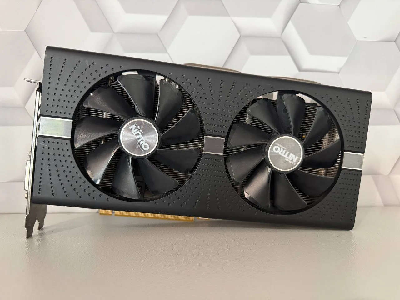 #Наличие #Мск #ОтАдмина

Б\у видеокарта RX 580 Sapphire Nitro 4Gb —3500₽

В наличии 1шт 


Есть услу