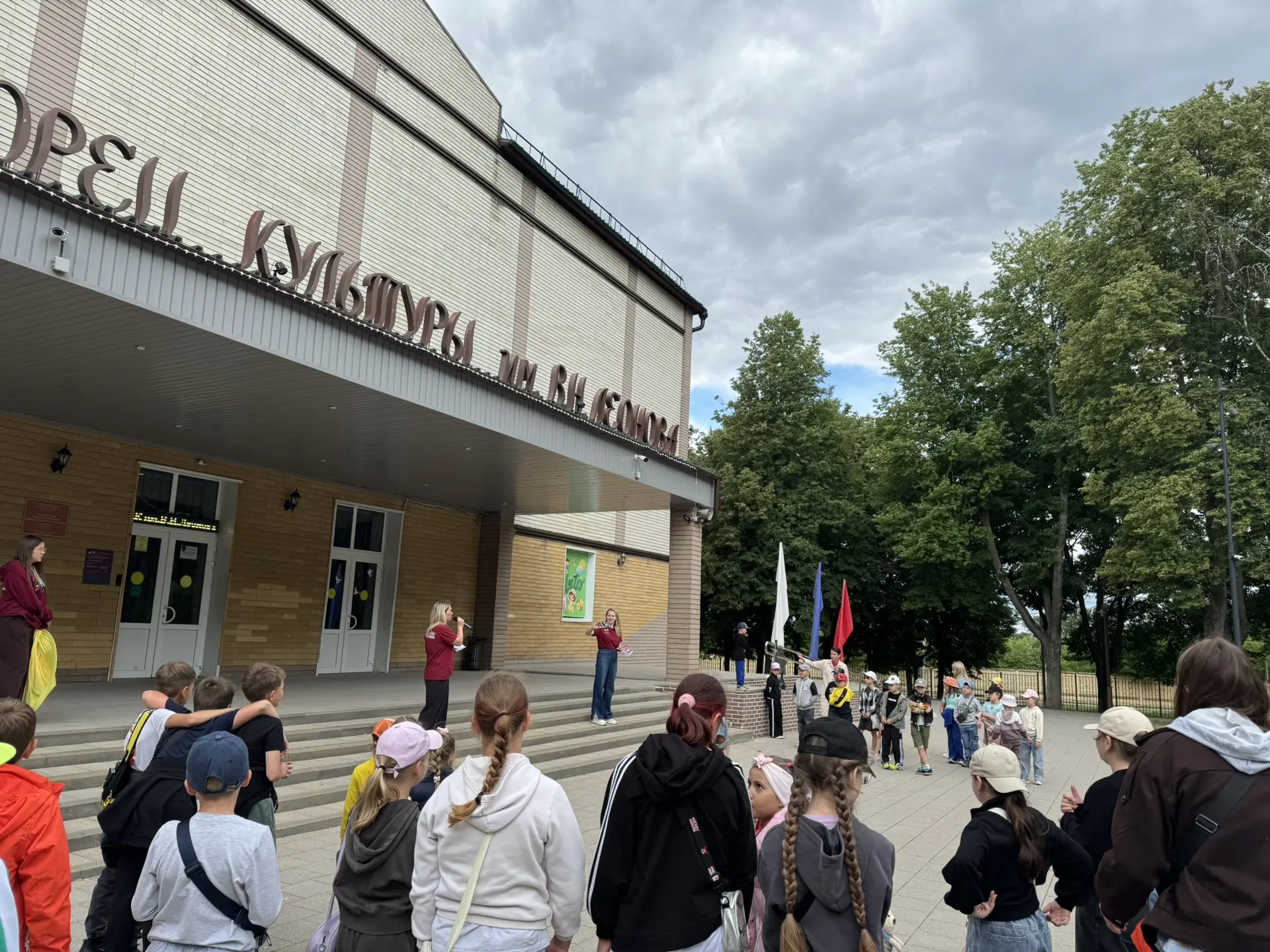 Кругосветка за один день: как мы покоряли Мексику, Египет и Италию прямо в сквере! 🌏
 
🌍✈️Сегодня 