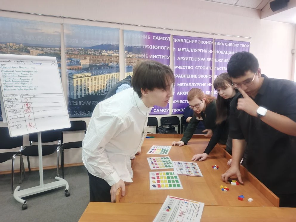 Когда инженеры играют в Лего, получается бизнес 😎🧱  Думаете, в 10Б только физику изучают? Как бы не 