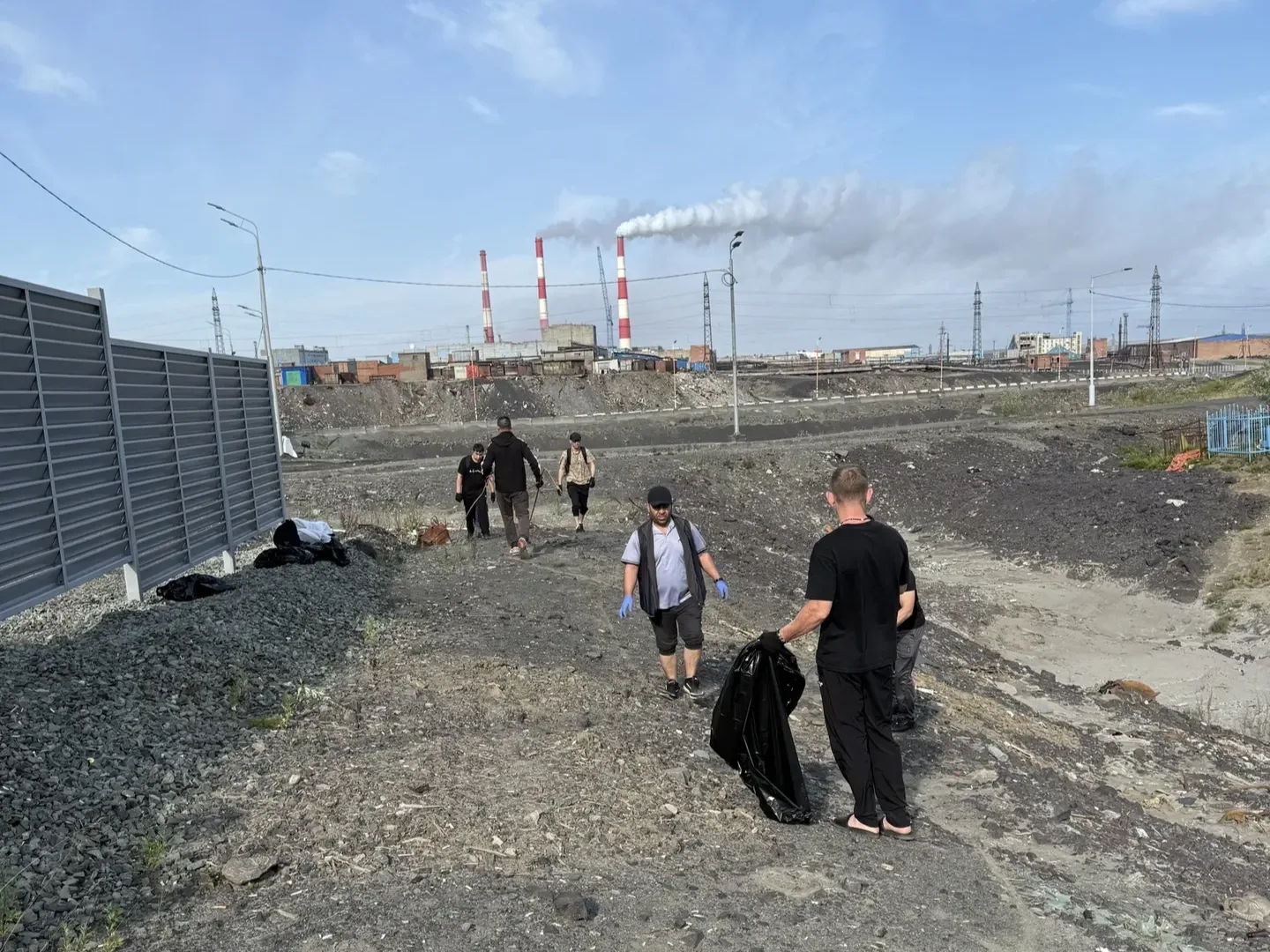 📍В г. Норильске осужденные к принудительным работам приняли участие в городском субботнике

Осужден