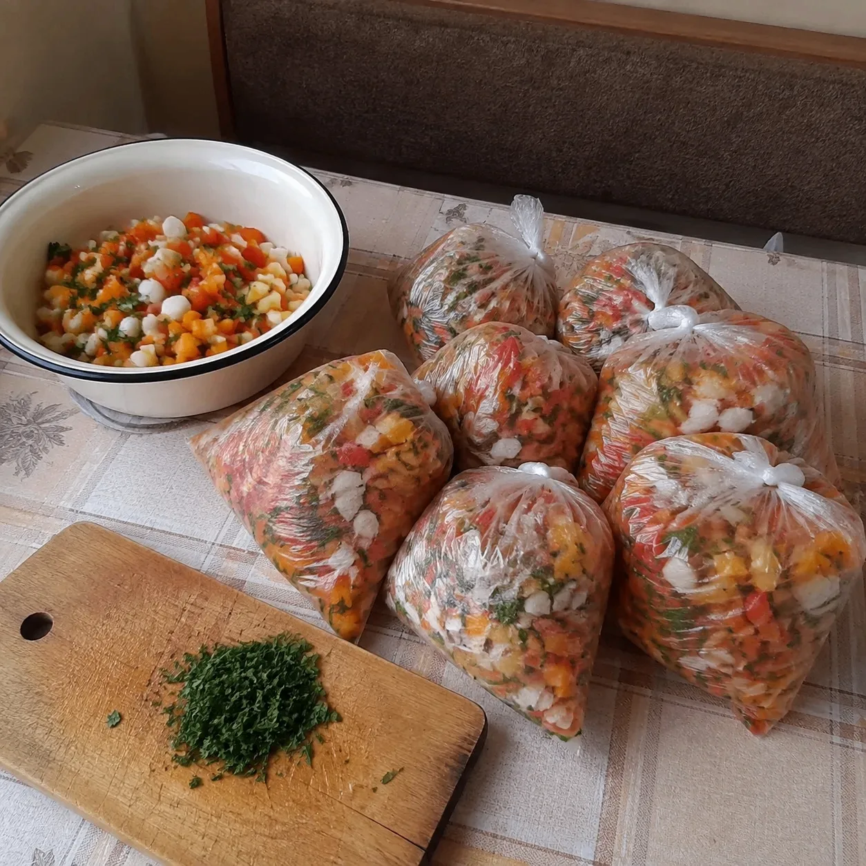 ЗИМОЙ Я БОЛЬШЕ НЕ ПОКУПАЮ БЕЗВКУСНЫЙ ПЕРЕЦ ВТРИДОРОГА — ПОКА ОВОЩИ СОЧНЫЕ И АРОМАТНЫЕ, ...