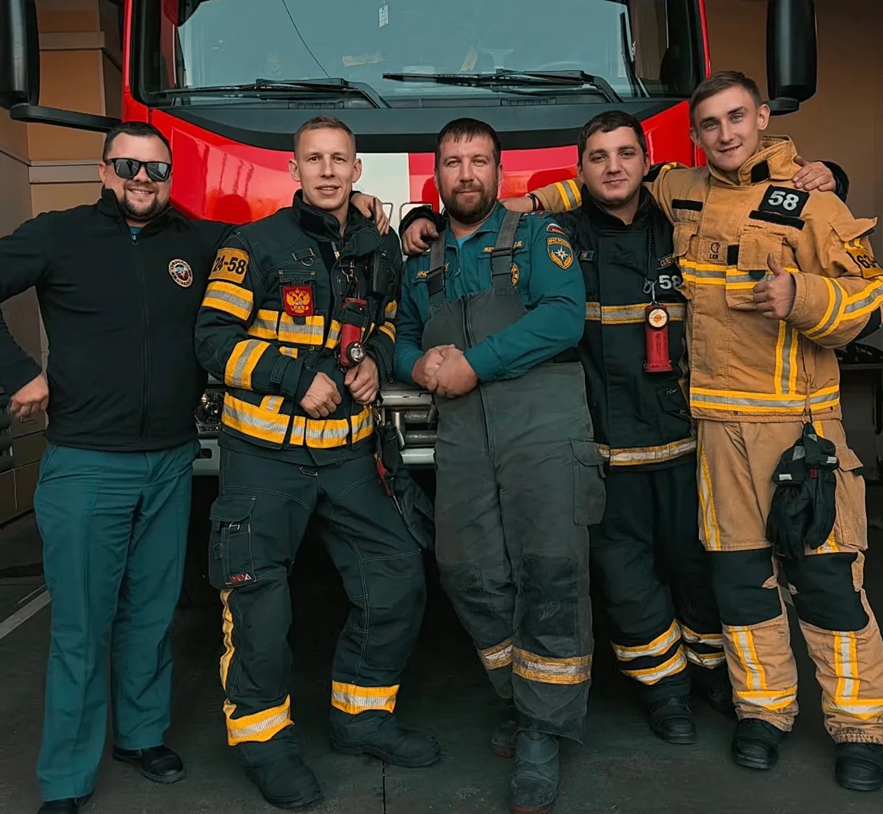 Ребята из 2-го караула 58-ПСЧ службы пожаротушения в Домодедово. Настоящие укротители о...