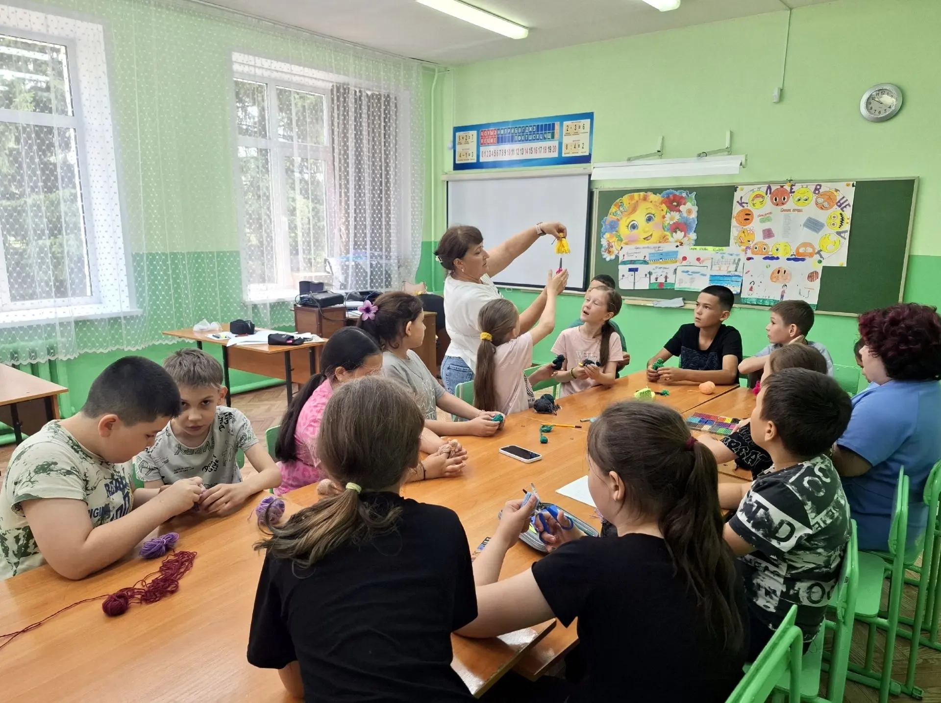 Пятый день в лагере ЦДП "Планета детства" нашей смены был посвящён истории и культуре России! Мы отп