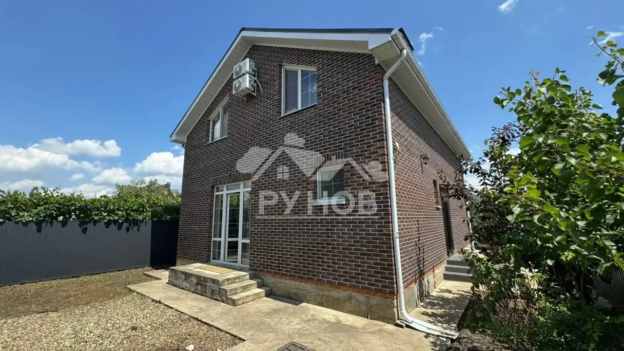 ✔️г. Краснодар
🏠 Дом 138 м2 (прихожая, 3 спальни, кухня-столовая, гостиная, котельная, 2 санузла) +