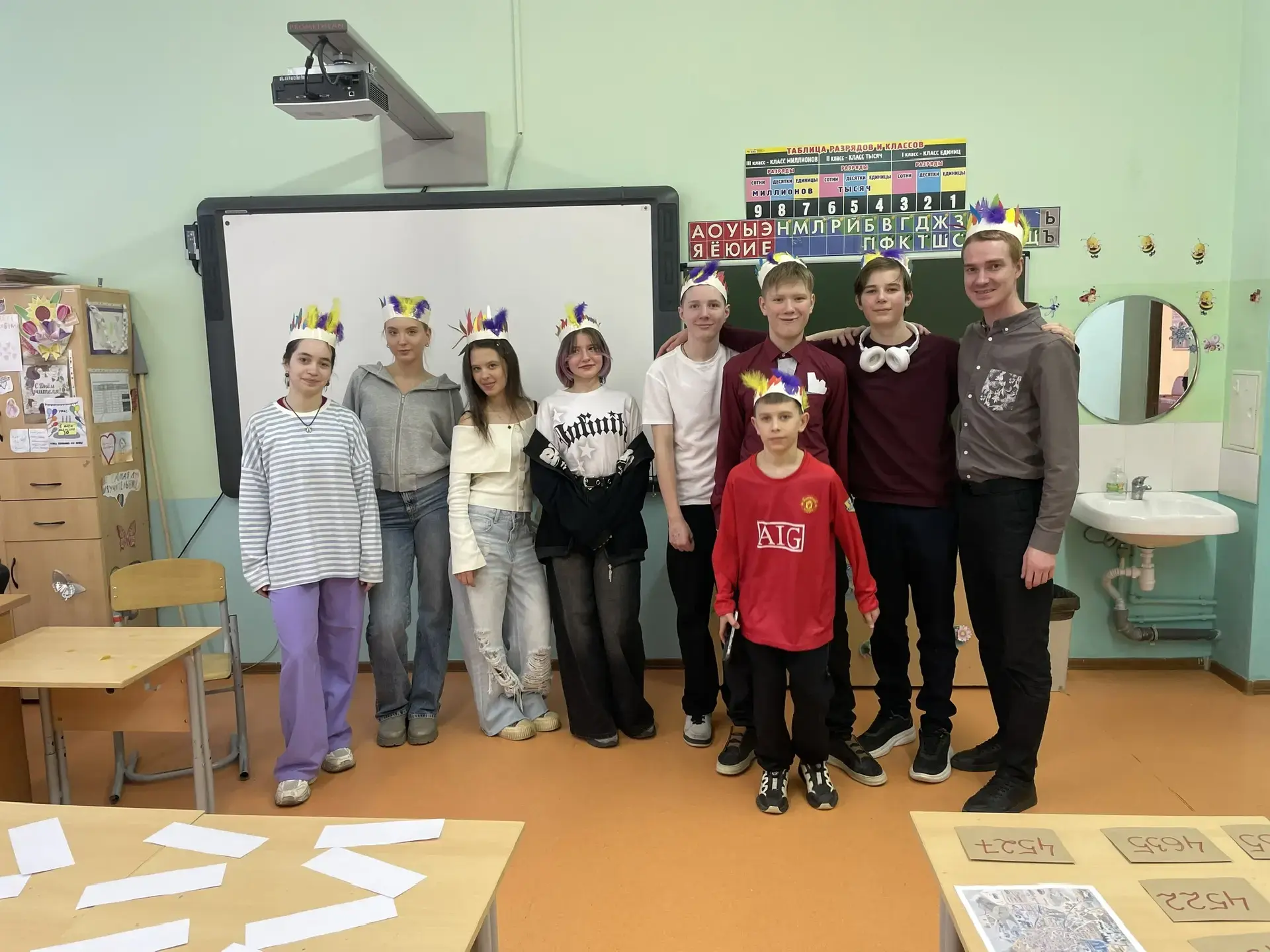 Наши ученики победили в окружном фестивале «ЦАОрство»! 🥳  С ноября по апрель команда «Инженеры будущ