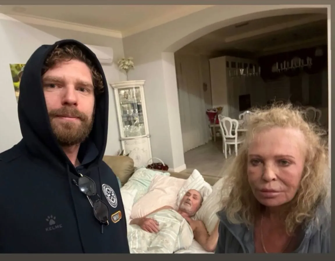 Евгений Кузнецов поделился фотографией со своими родителями 🙏🏻