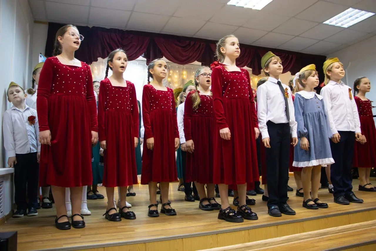 🌟 С Днём Великой Победы вас поздравляет хор Детской школы искусств