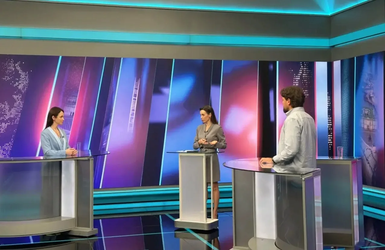 Смотрите прямой эфир программы «Город решений» на телеканале «Санкт-Петербург