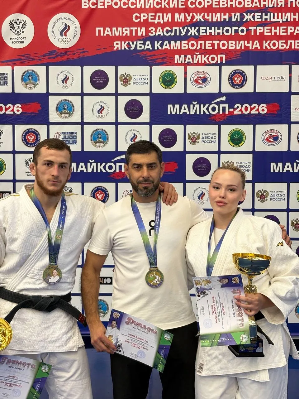 🥋 ДВОЙНОЕ ЗОЛОТО МАЙКОПА: НАШИ ДЗЮДОИСТЫ — ЛУЧШИЕ В РОССИИ! 🏆🥇
