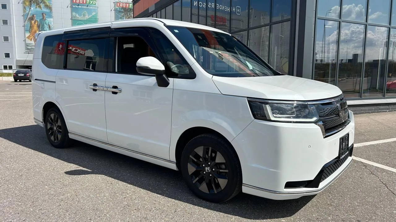 ✅ Привезли Михаилу популярный японский минивэнвэн HONDA STEPWGN SPADA! Автомобиль с пол...