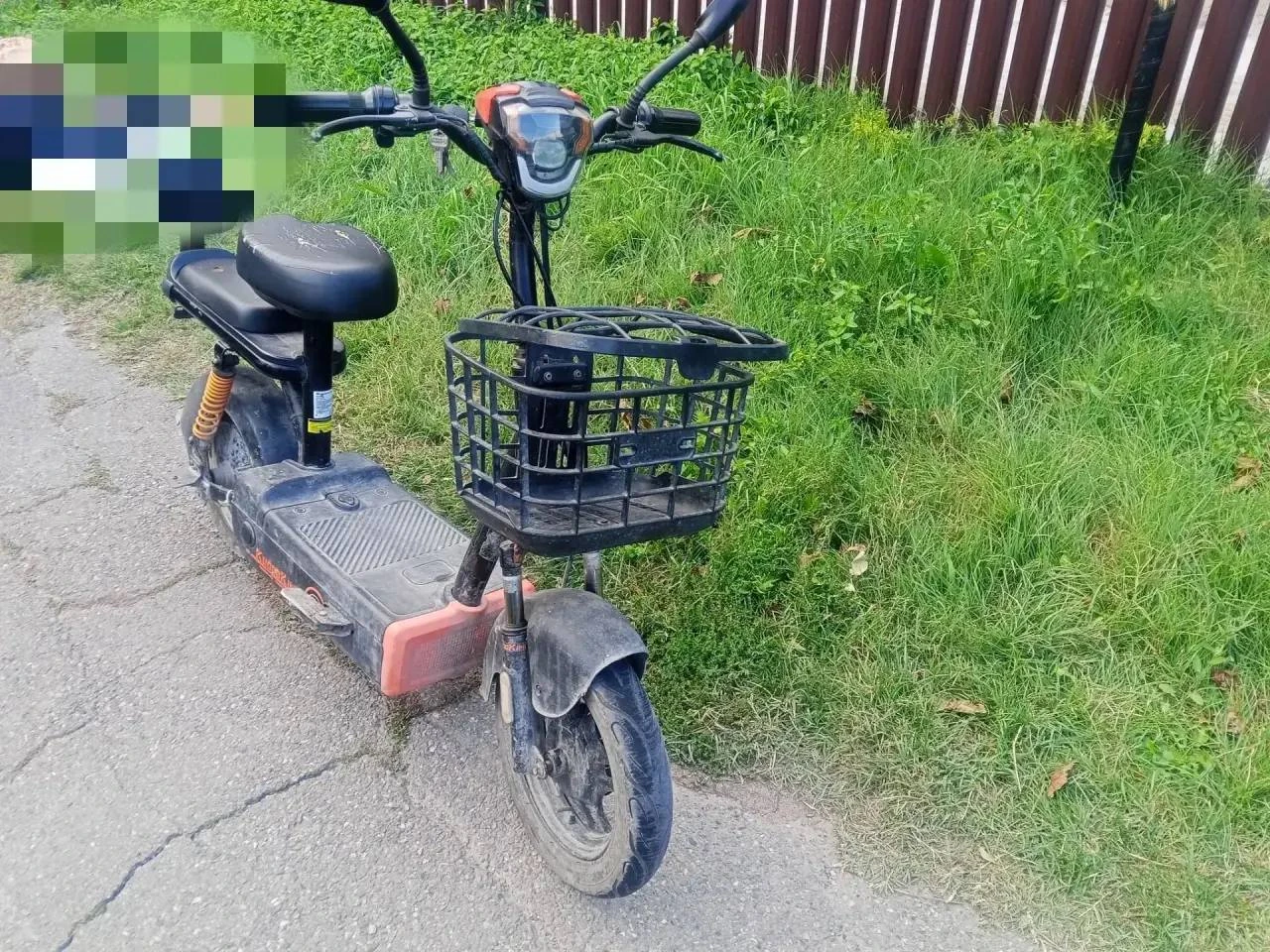 🛴 Несовершеннолетний пострадал после падения с мощного электросамоката