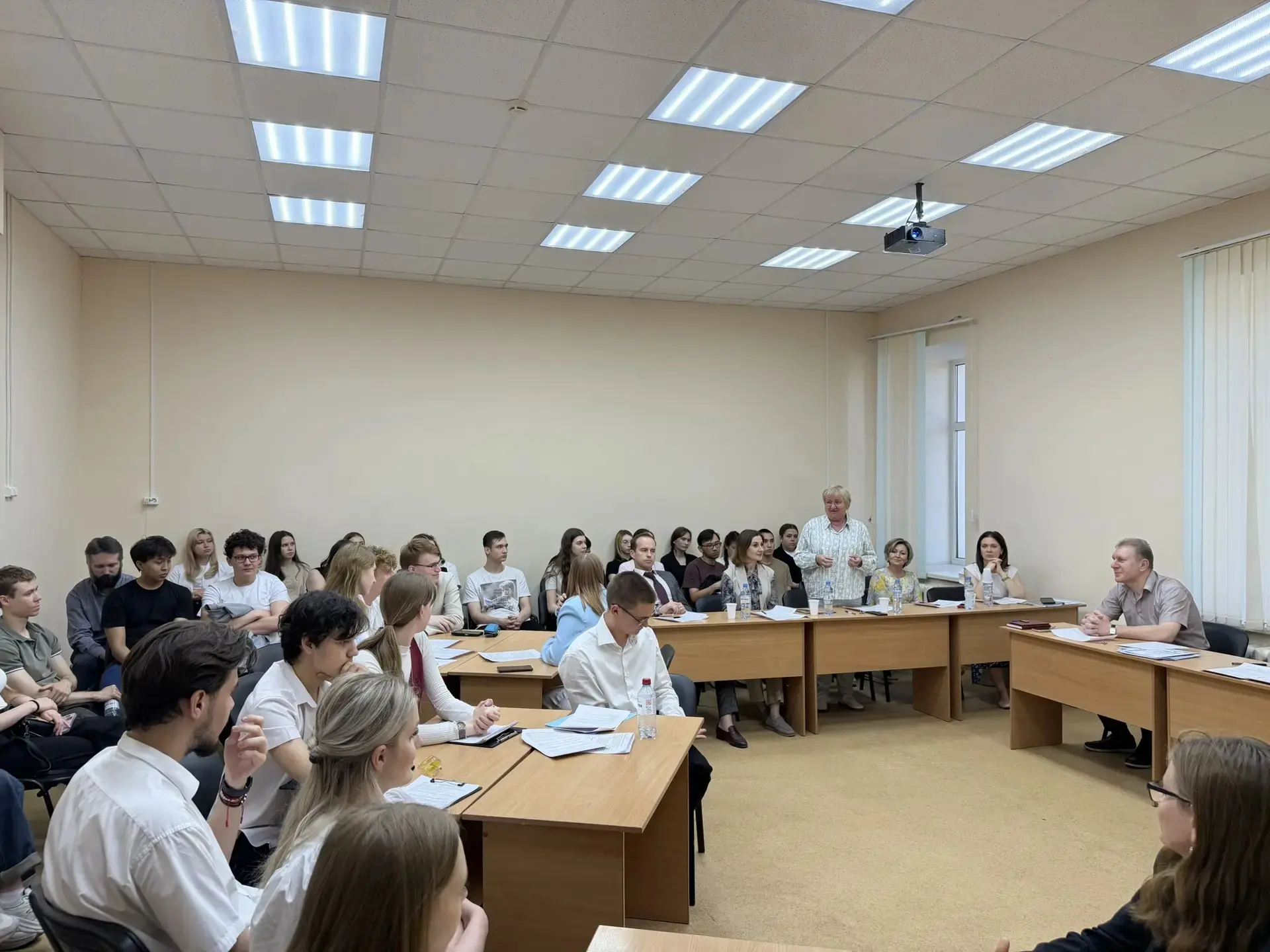 Олимпиада по истории России объединила студентов трех вузов  К 120-летию возникновения российского п