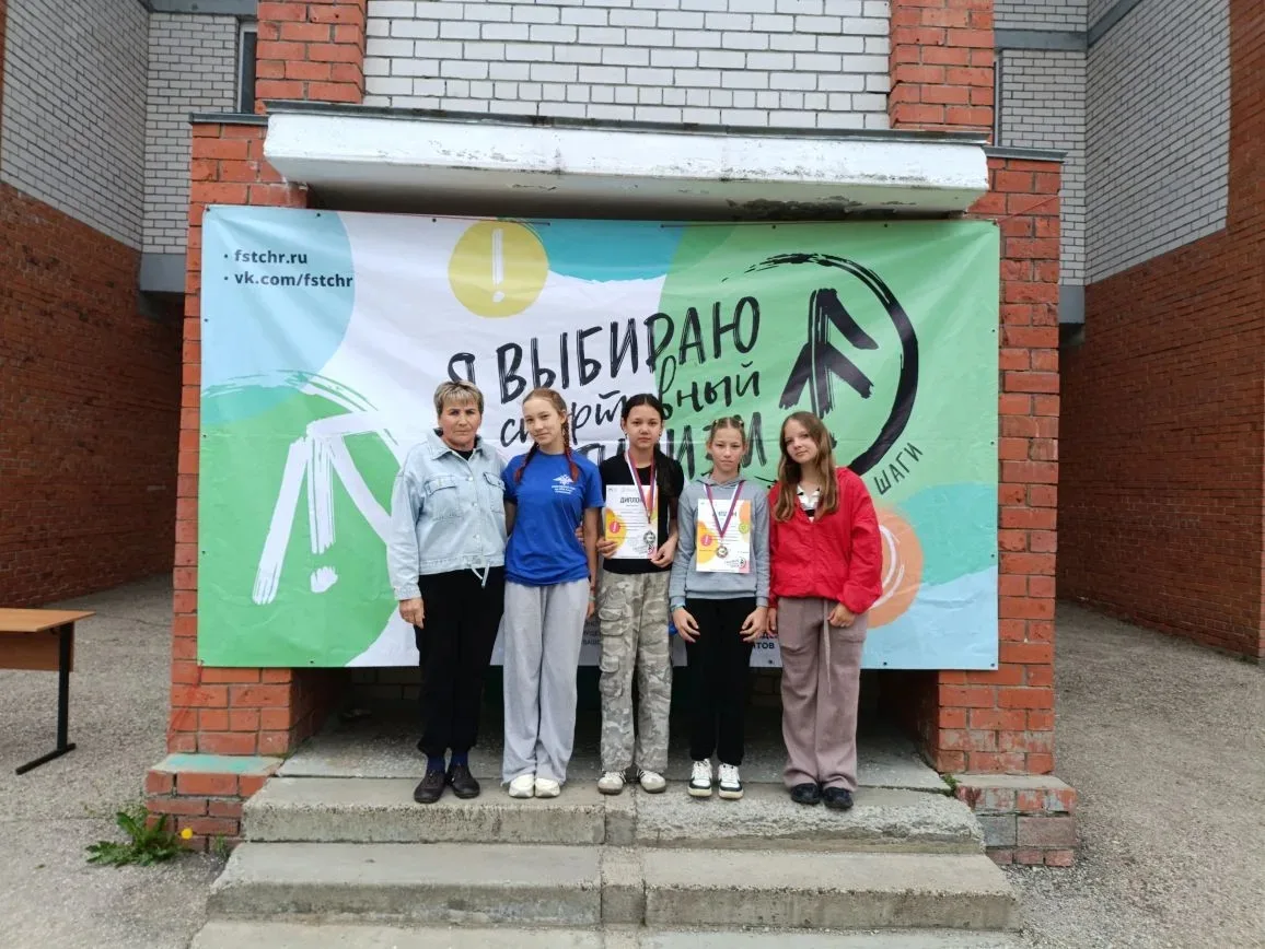 🏞️ "Я выбираю спортивный туризм!" — наши "Первые шаги" на фестивале! 🗺️✨

31 мая команда #Ишакская