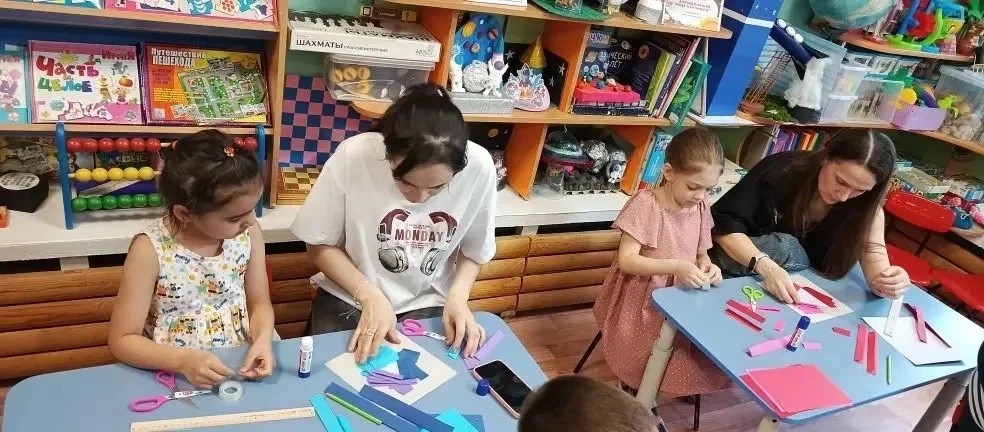 В группе «Медвежата» состоялся творческий мастер-класс для родителей по аппликации в те...