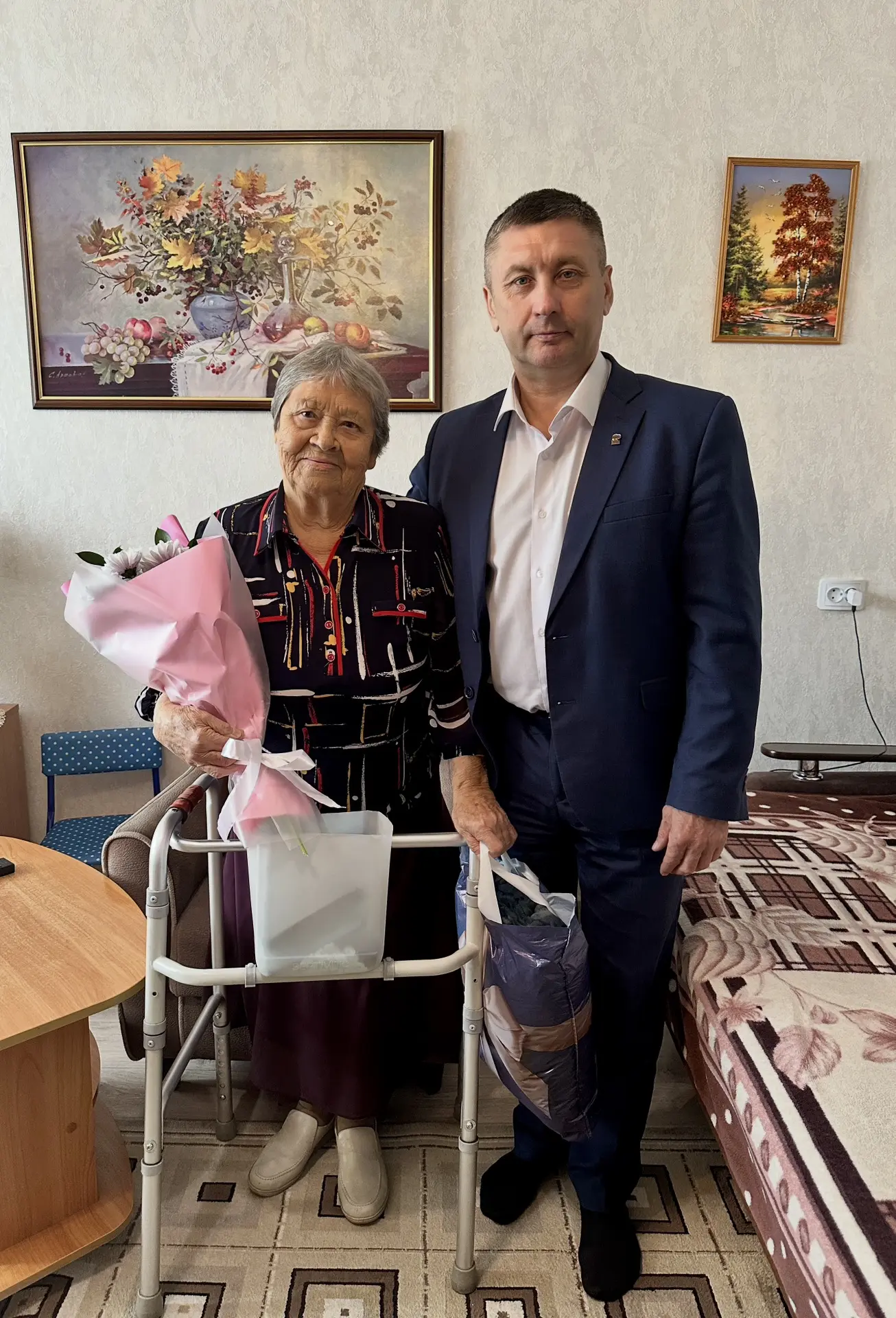 🌷 2 октября 90-летний юбилей отмечает жительница Северобайкальска Ангелина Викторовна ...