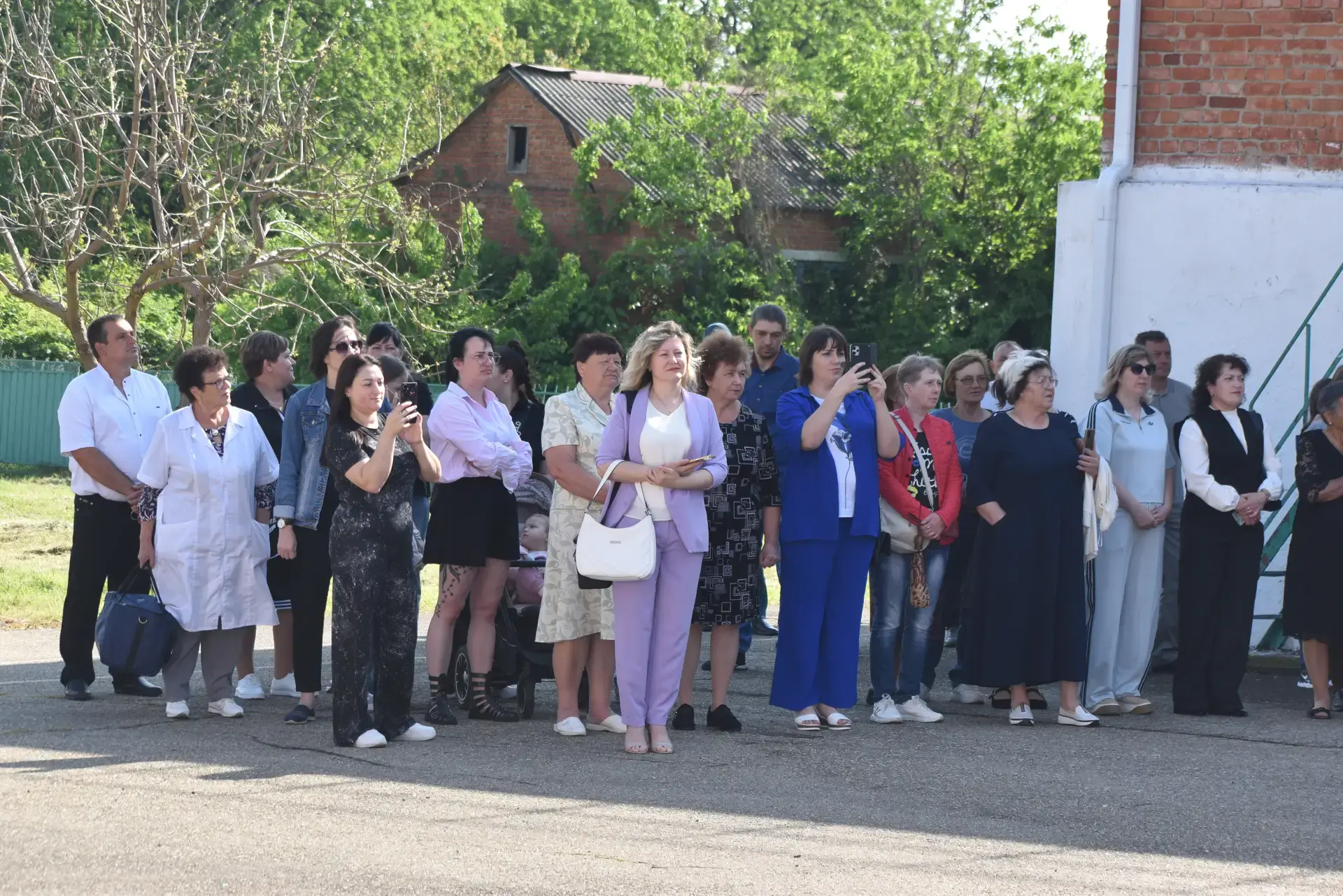 26 мая во всех школах Кореновского района прошли праздники последнего звонка. Но если учащиеся не вы