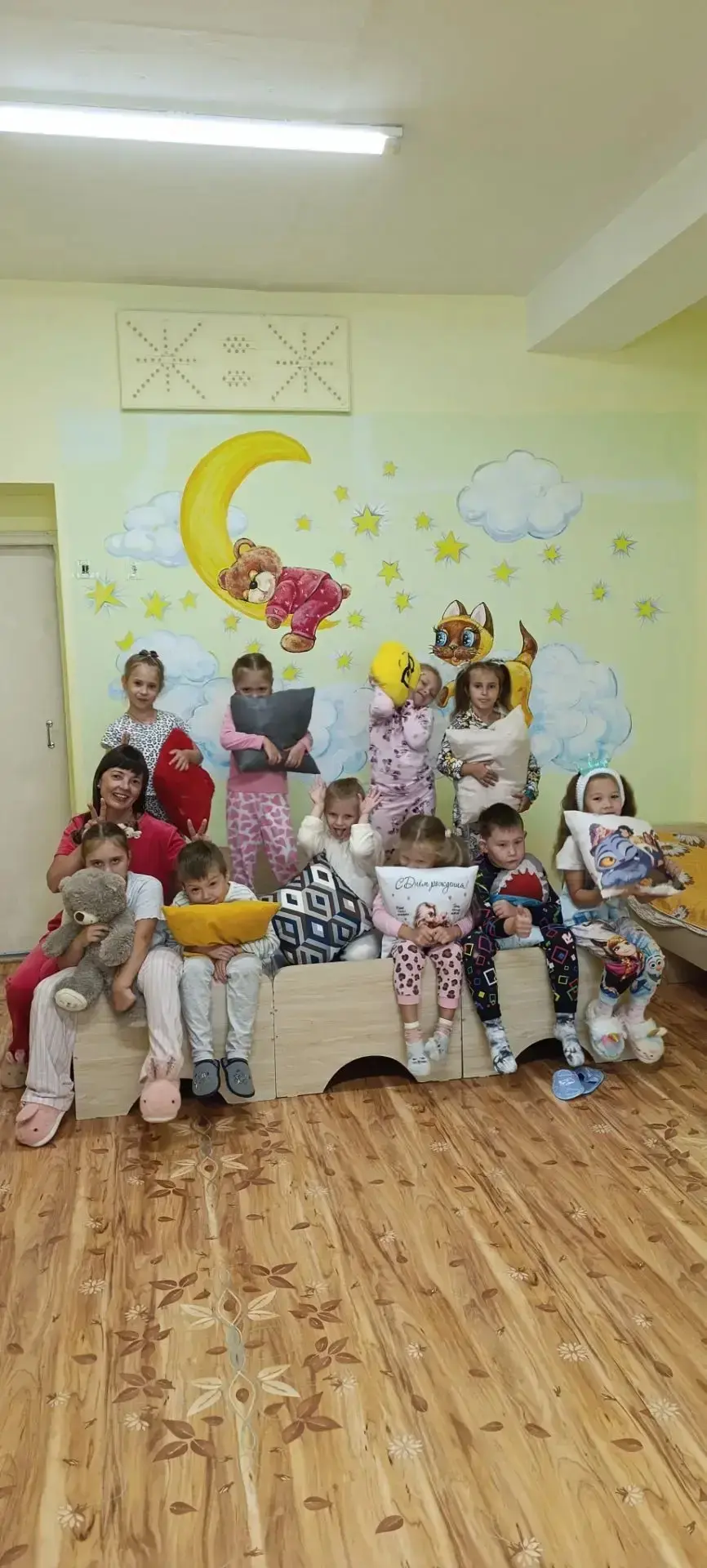 Прямо сейчас в детском саду проходит пижамная вечеринка 🥳 «До свидания лето, здравству...