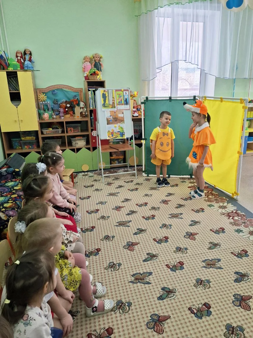 В рамках «Месячника безопасности в группе № 6 в игровой форме прошло занятие «Осторожно...